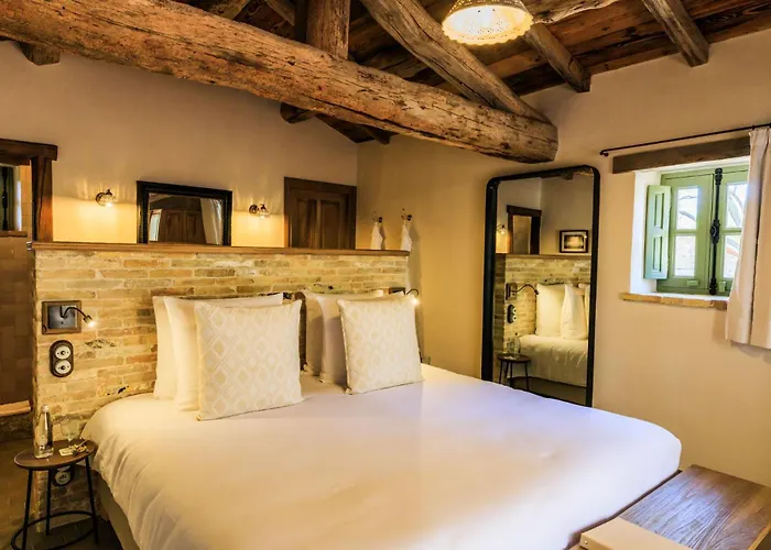 ホテル A Mandria Di Murtoli サルテーヌ